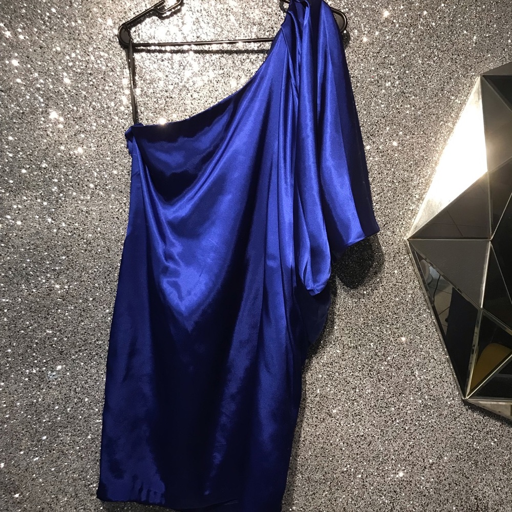 SOPHIA DRESS 👗